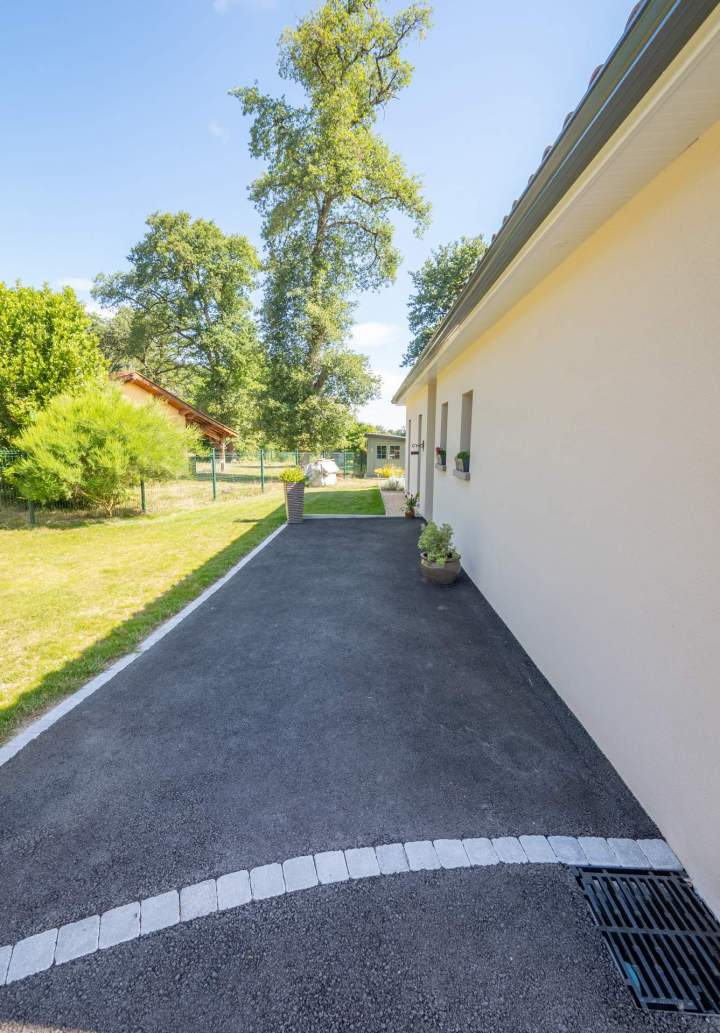 Travaux de rénovation d'allées à Lezoux